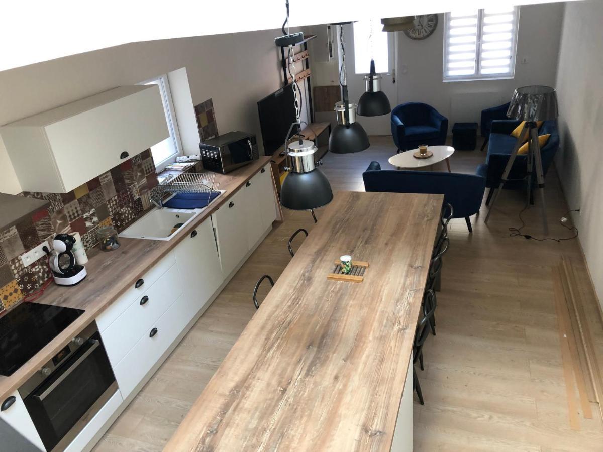 Une Maison Agreable Pour Se Detendre Saint-Quentin  Exteriér fotografie