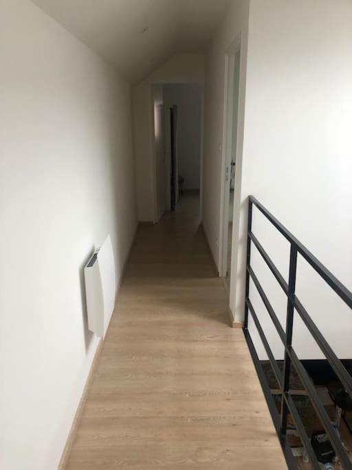 Une Maison Agreable Pour Se Detendre Saint-Quentin  Exteriér fotografie